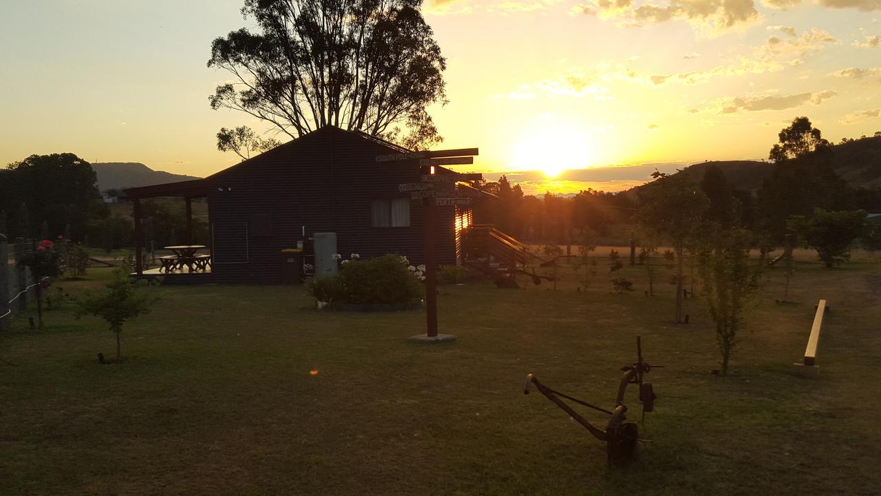 The Wattle Lodge Glendon Brook Esterno foto